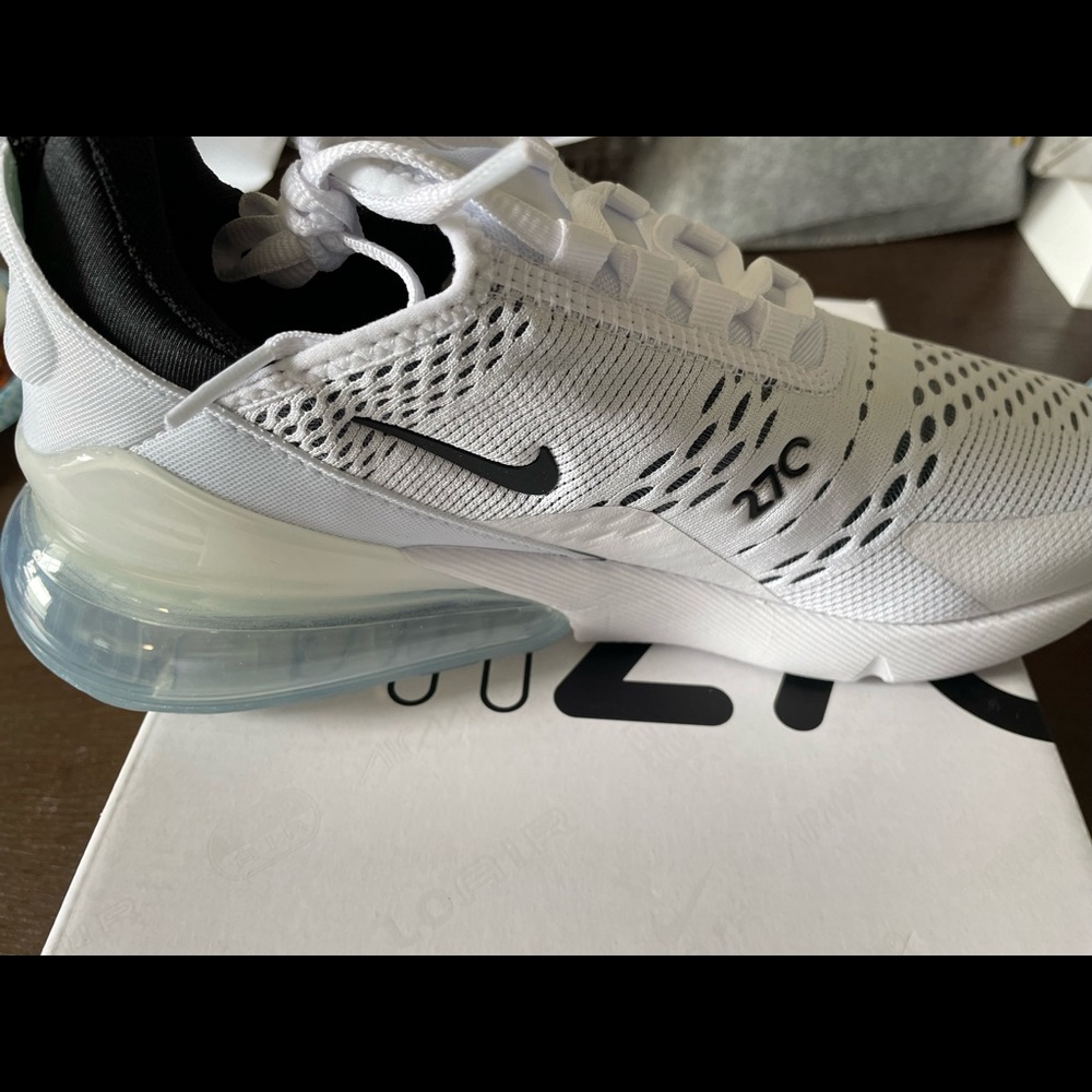 Womens Nike air max 270